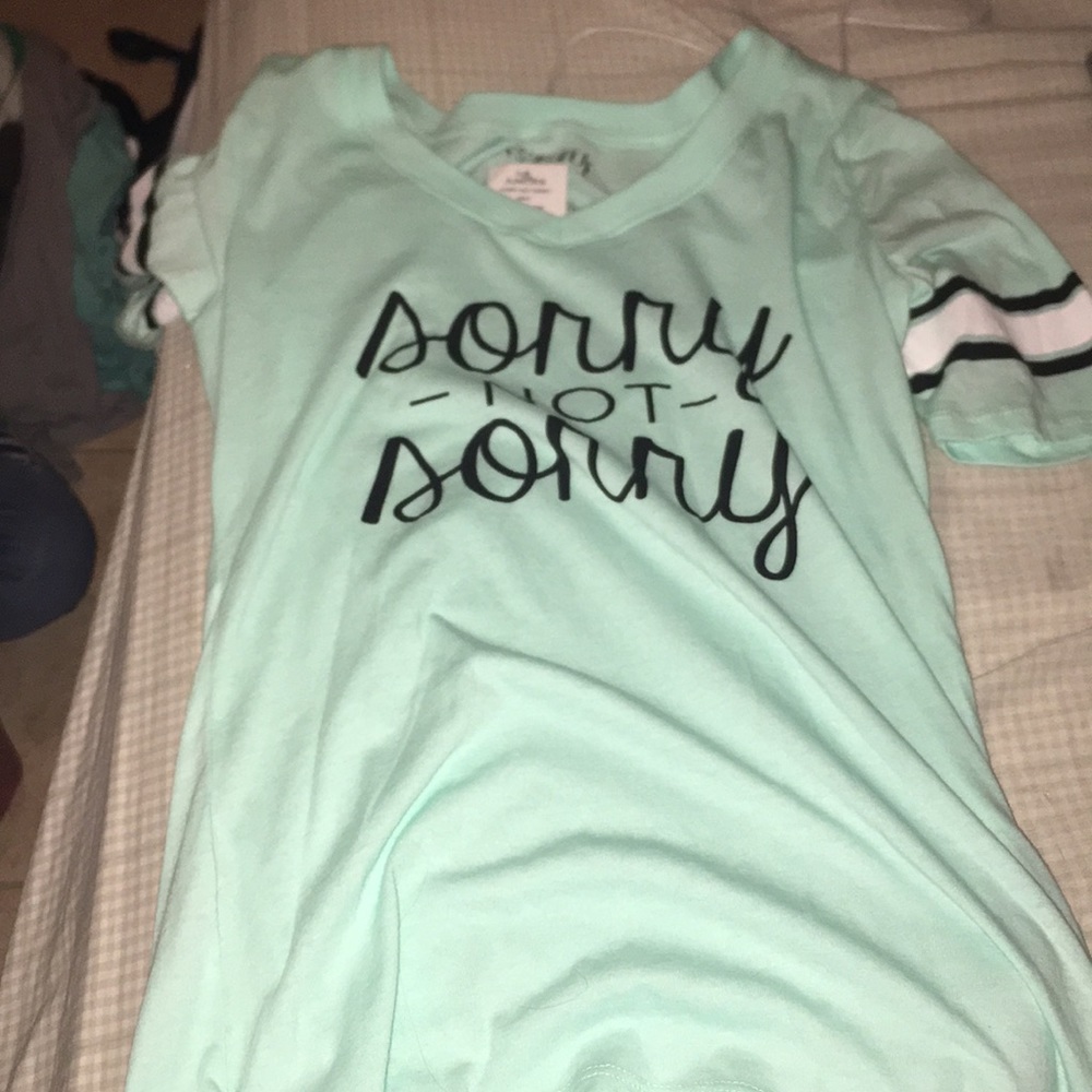 Sorry not sorry short sleep t-shirt